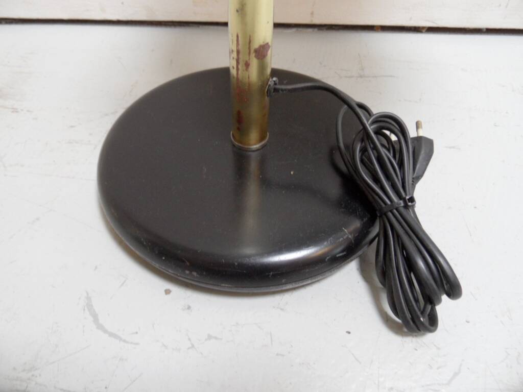 Vintage metal desk lamp