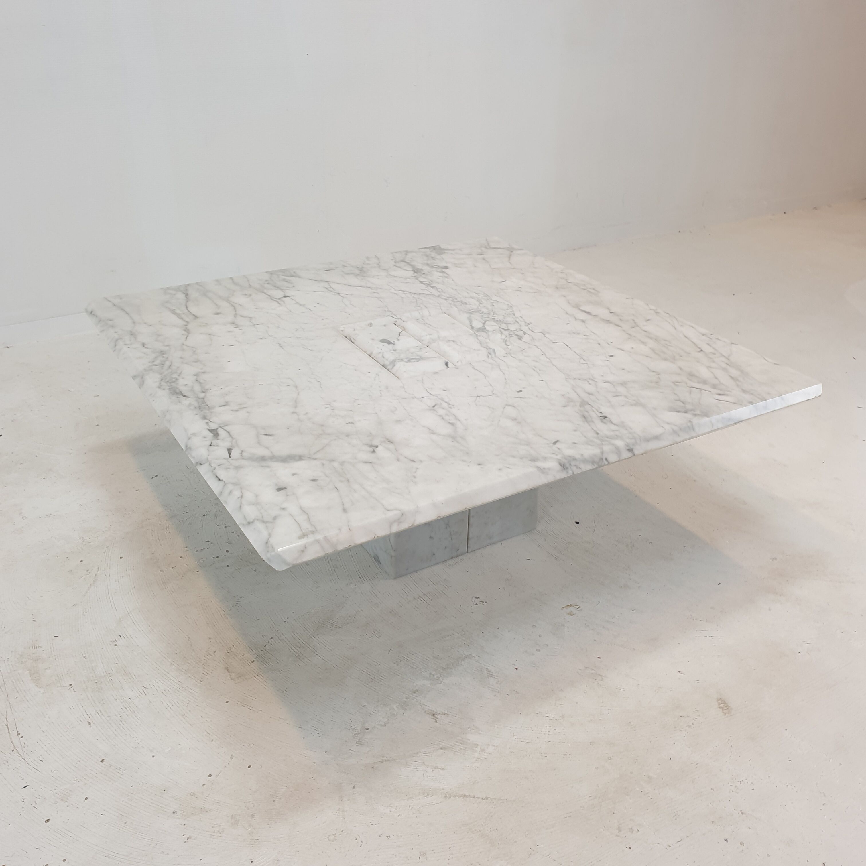 Italian Carrara Marble Coffee Table, 1990's