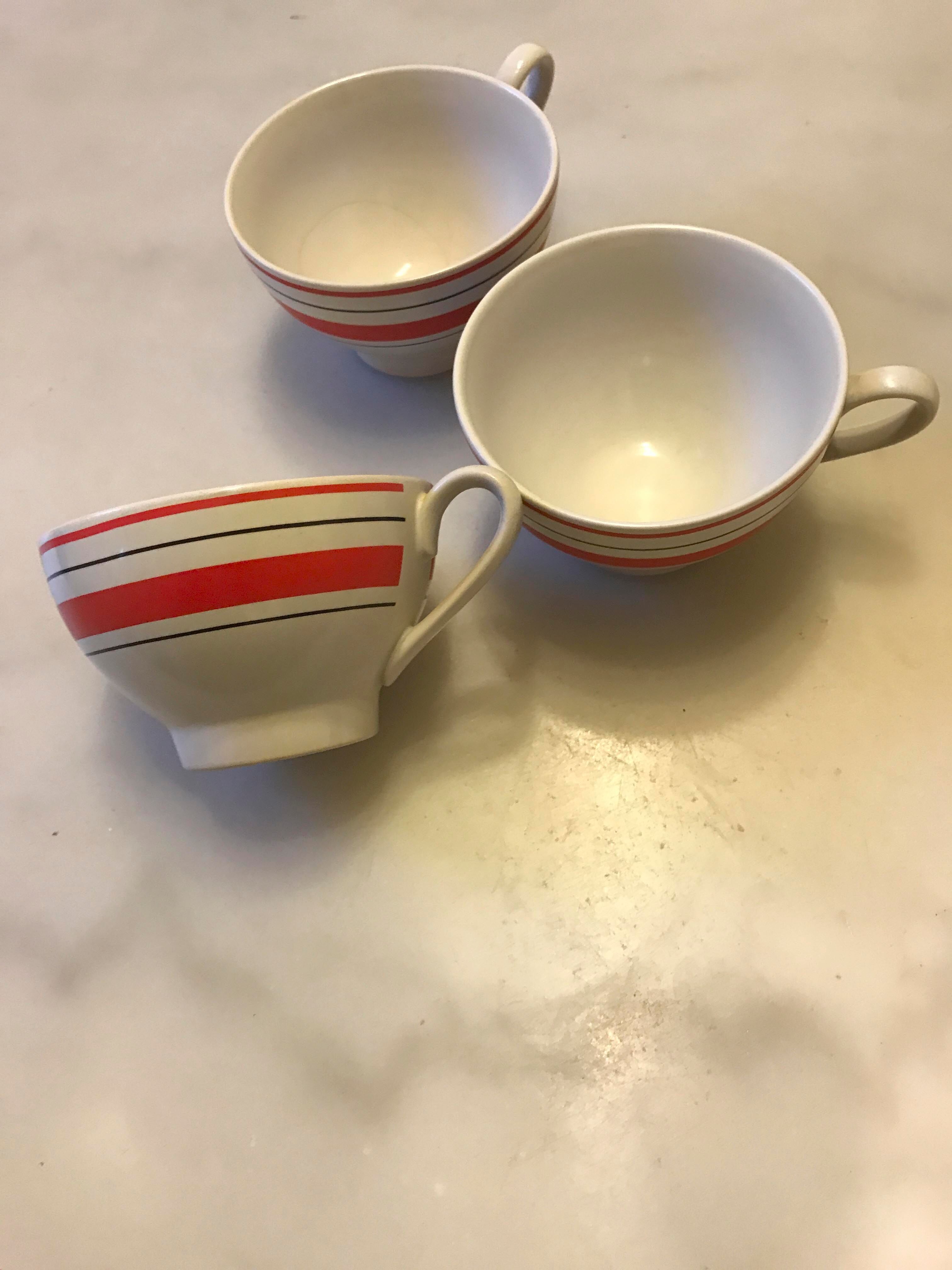 Cups