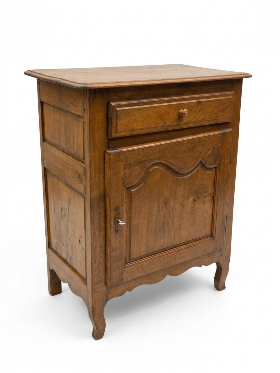 Antique oak confiturer