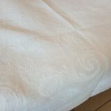 Tablecloth and its 12 damasee towels floral decorations rockery embroidered monogram