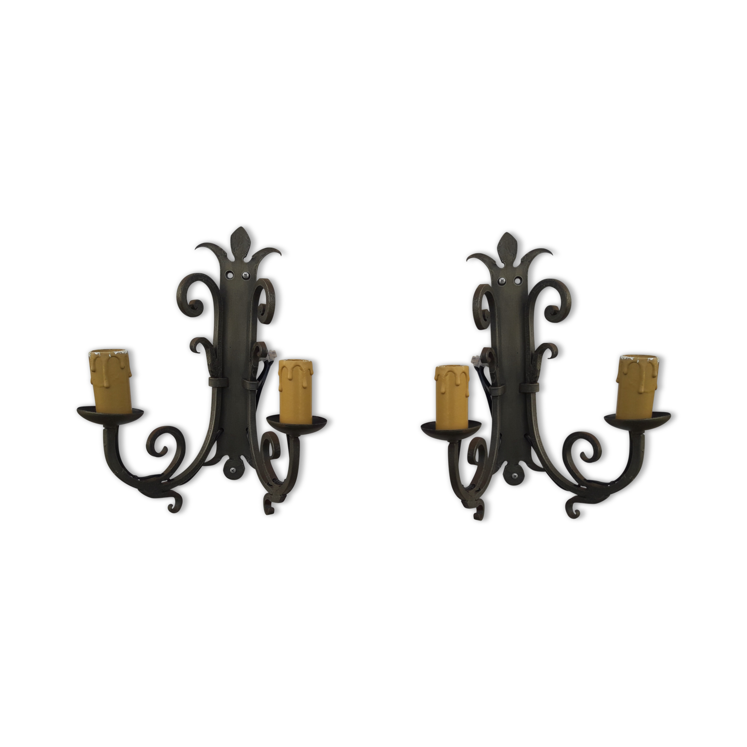 Pair of wrought iron wall light