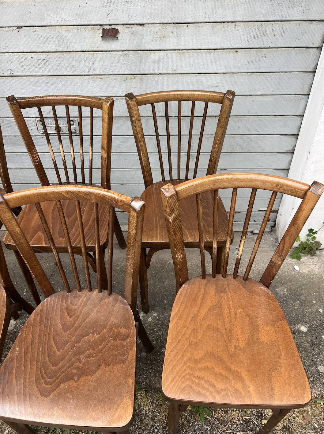 (Lot) 8 chaises bistrot estampillées Baumann