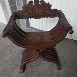 Paire de fauteuils curule ou dagobert