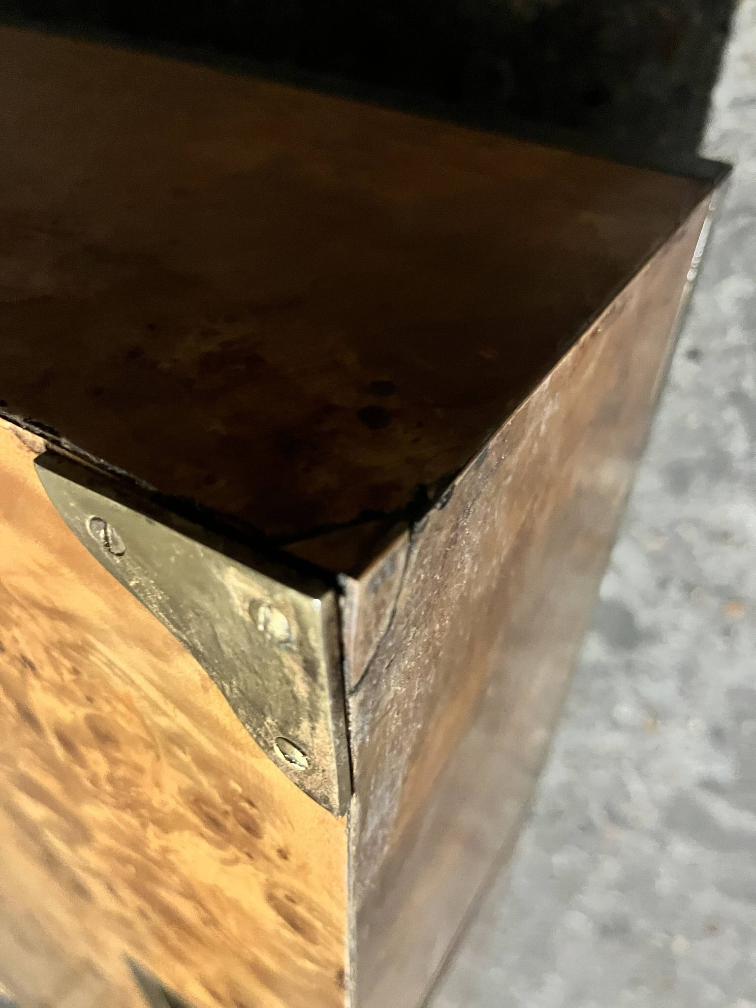 designer coffee table in elm burl with integrated drawers, Roche Bobois 1970
