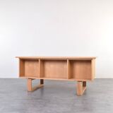 Mid-Century Oak Freestanding Desk by Torben Valeur & Henning Jensen for Dyr