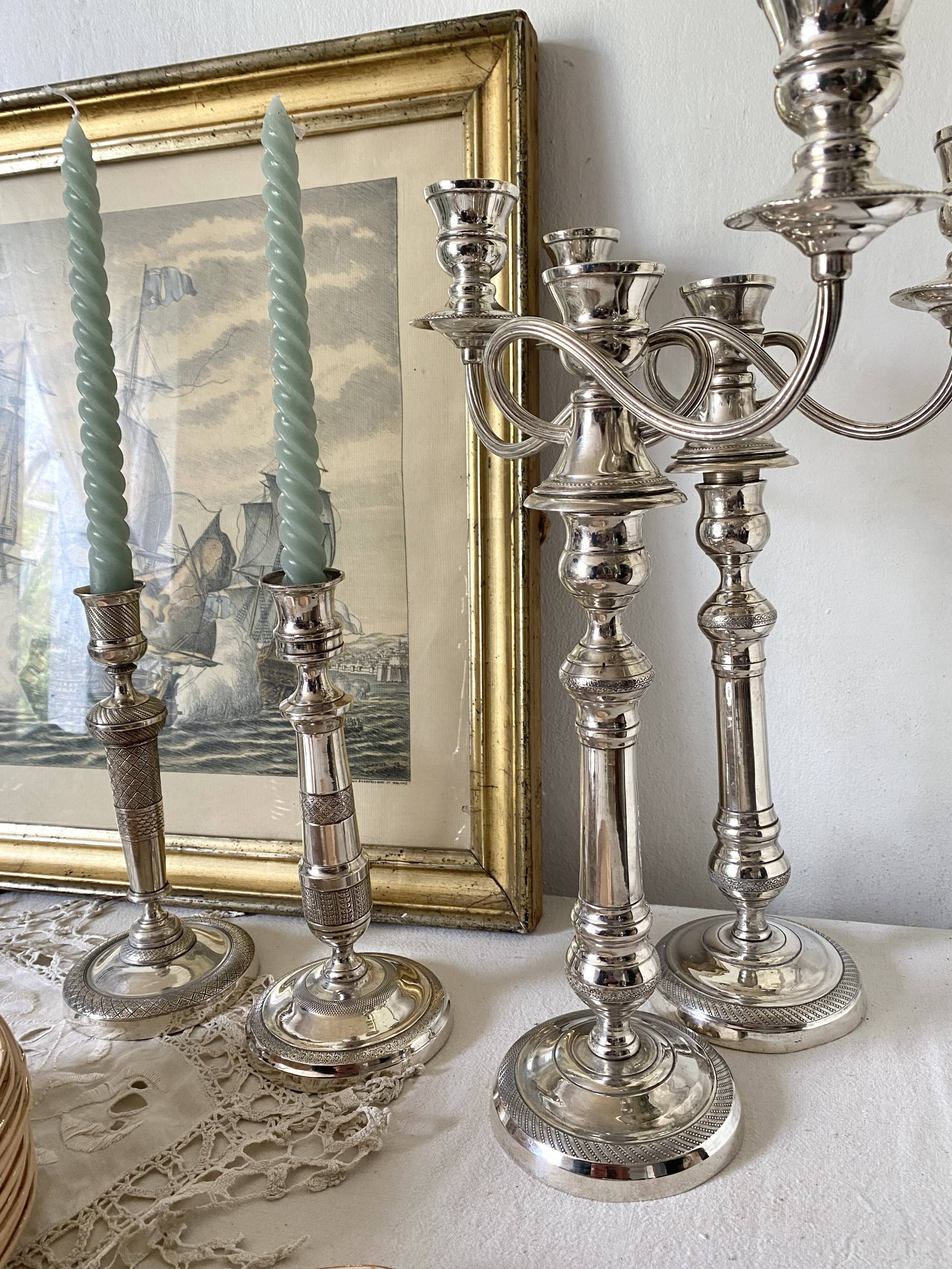 Paire de chandeliers et bougeoirs modulables style anglais