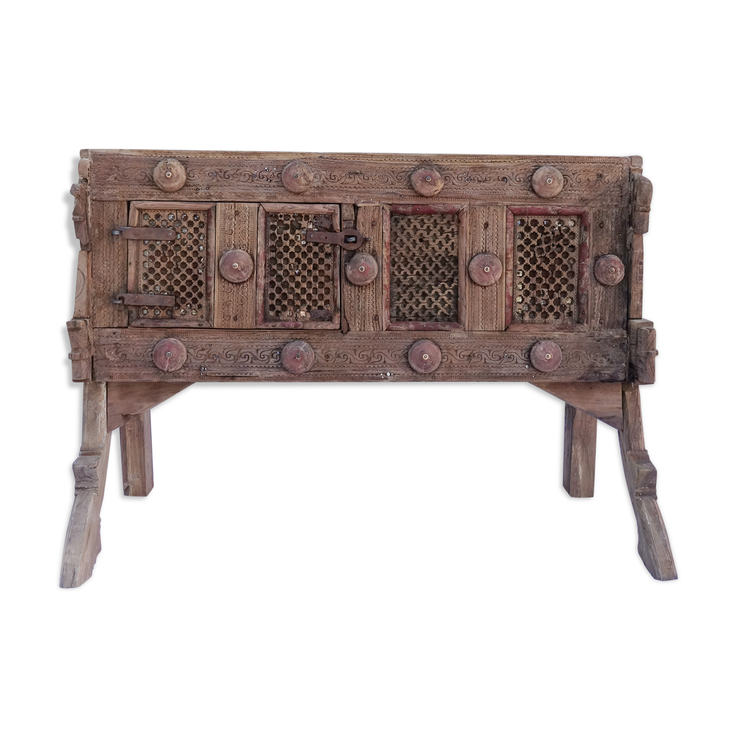 Ancient indian furniture damchiya
