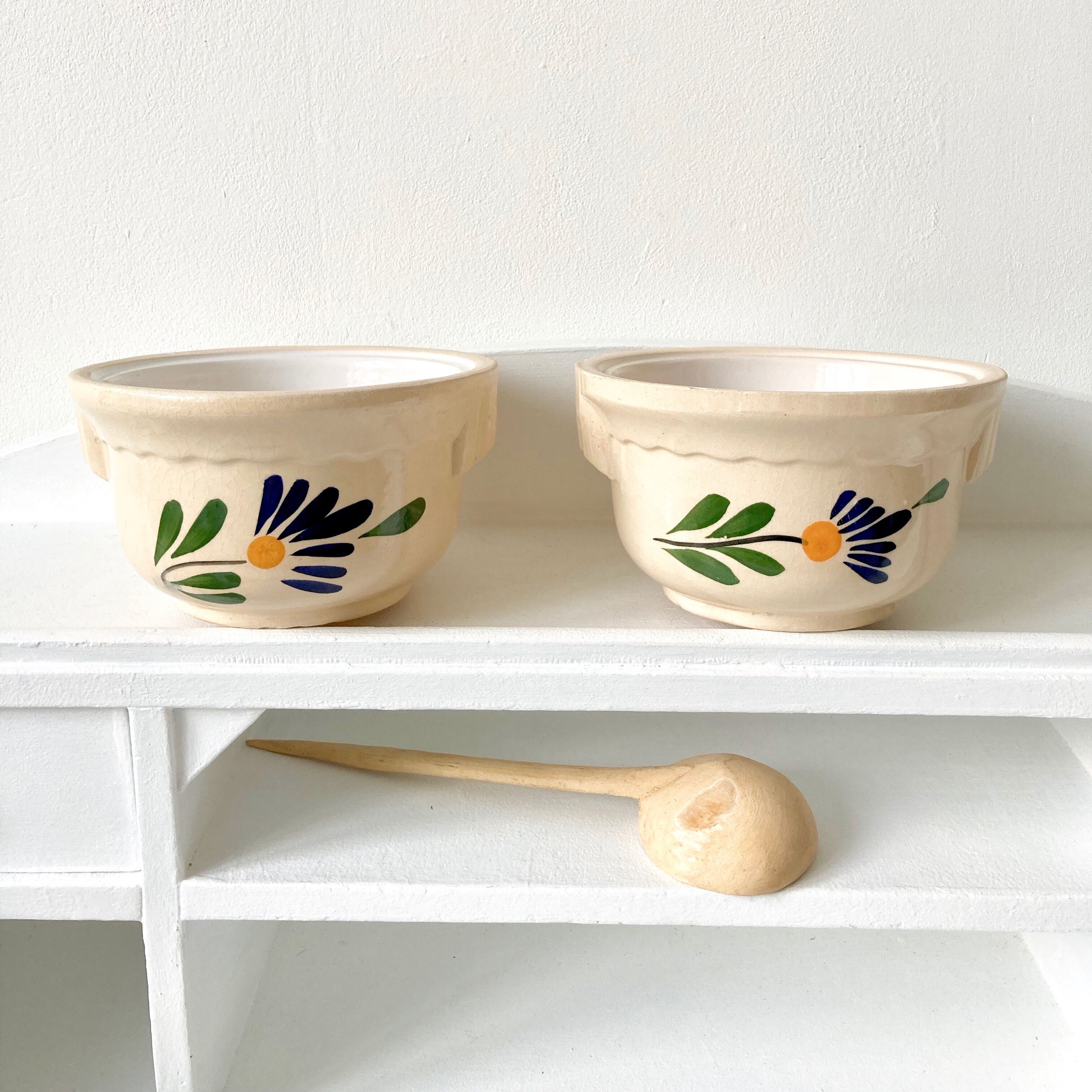 Pair of vintage flower cup bowls