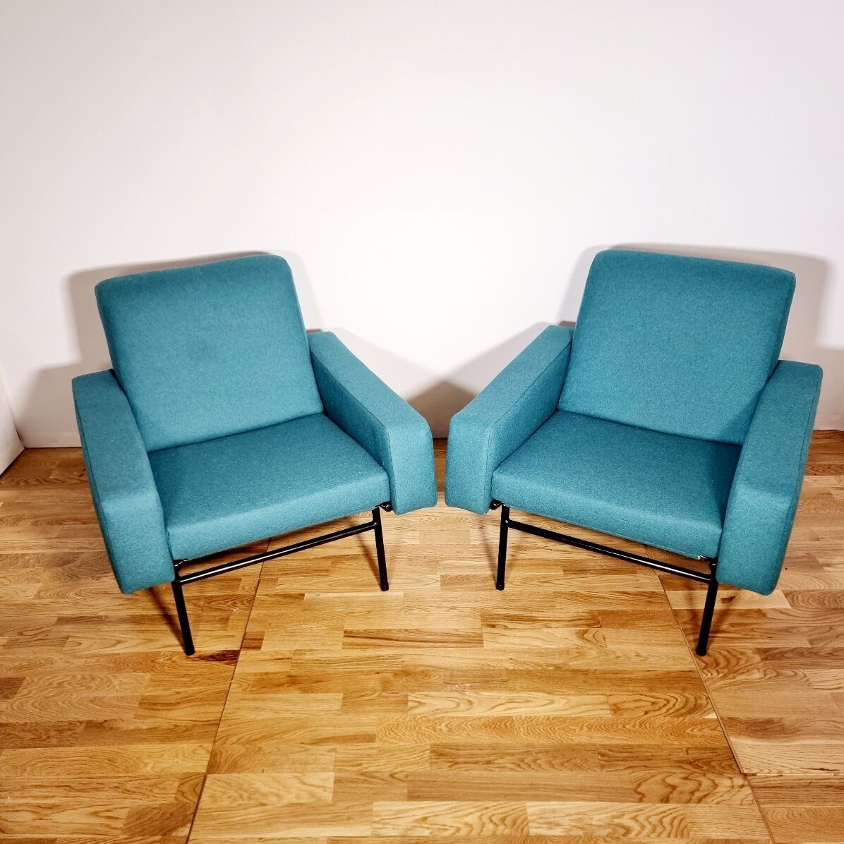 Pair of G10 armchairs by Pierre Guariche for Airborne, circa 1955