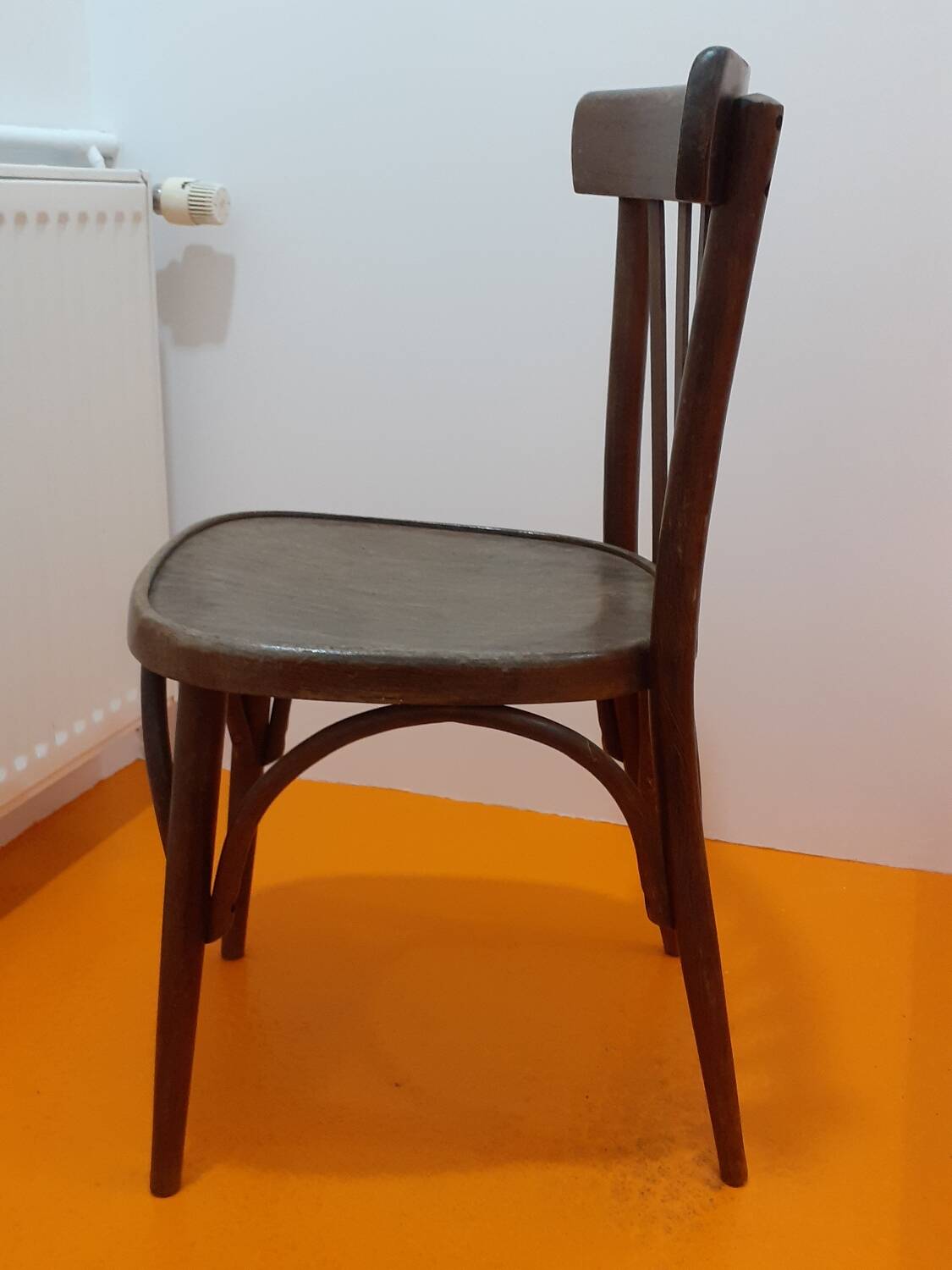 Bistro chair