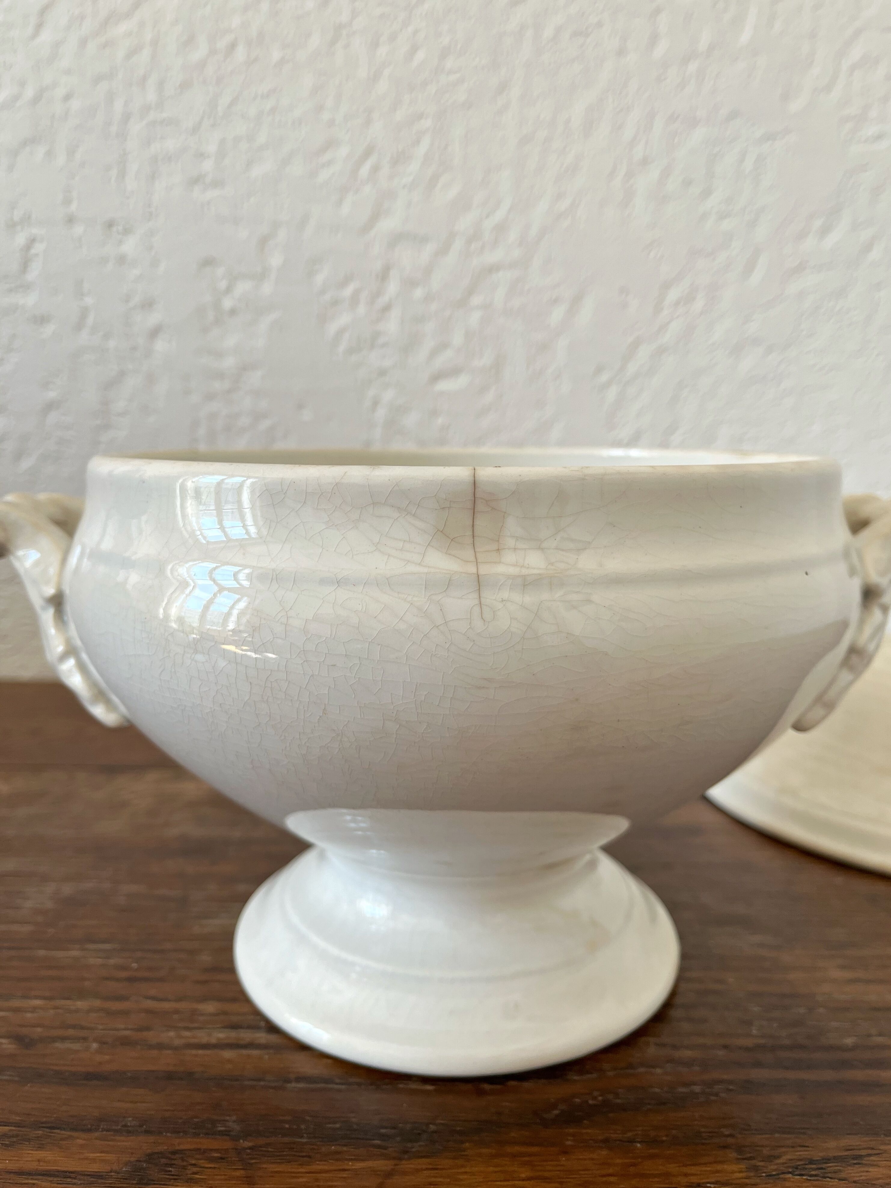Antique white ironware soup tureen from the end of the 19th century