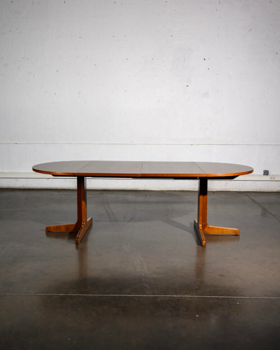 Thonet extending table
