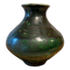 Petit vase en terre cuite vernissée vert