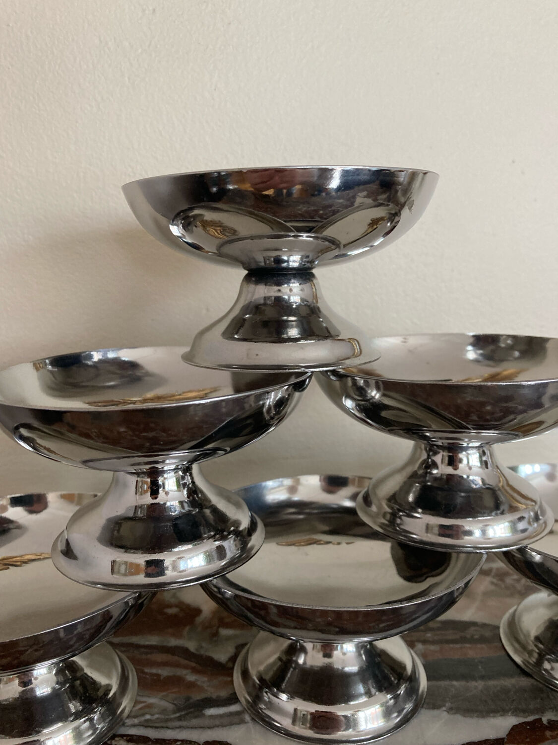 6 stainless steel ice cream bowls