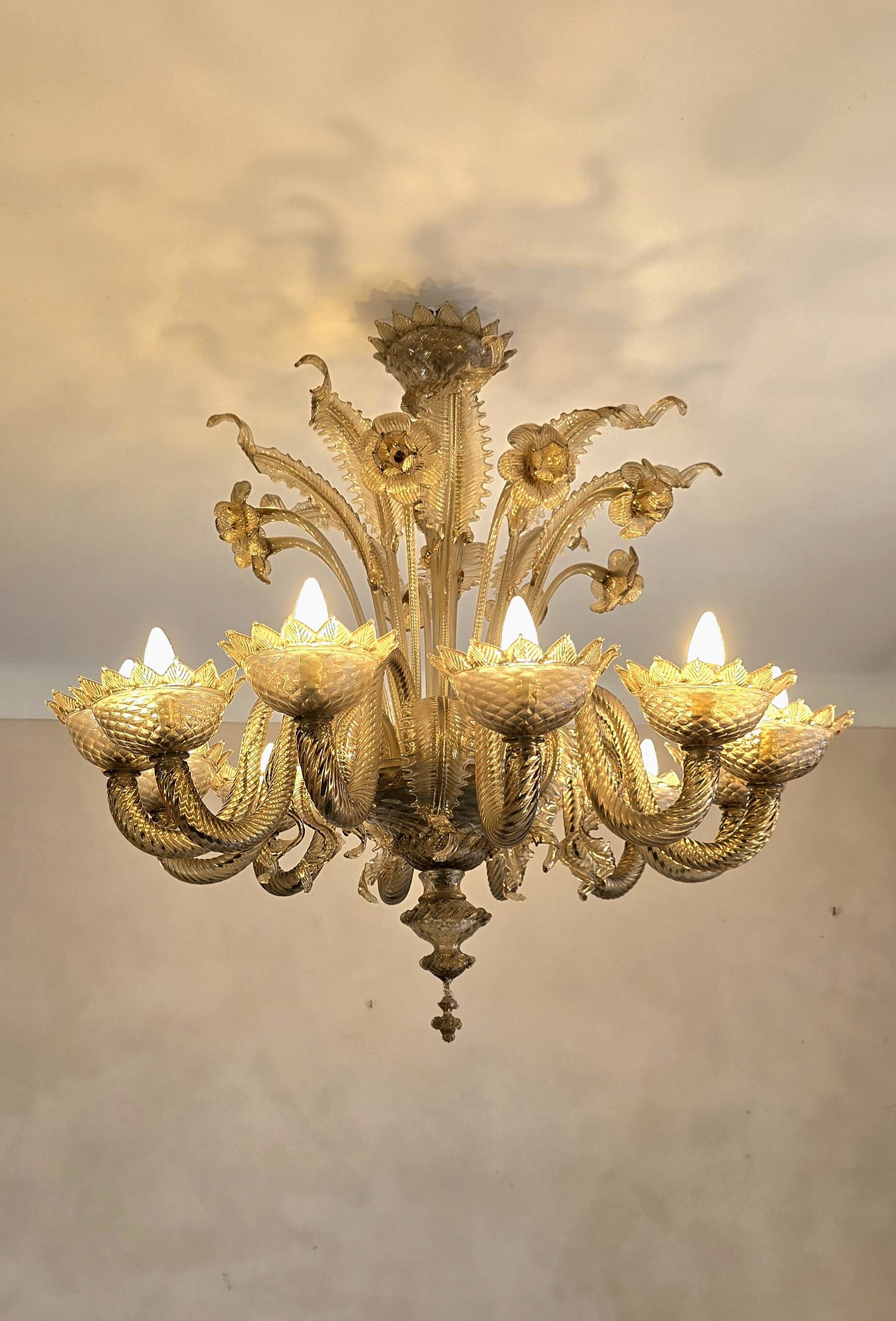Large Murano glass chandelier – 12 lights – early 20th century
