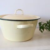 Enamelled metal marmite, pale yellow, vintage