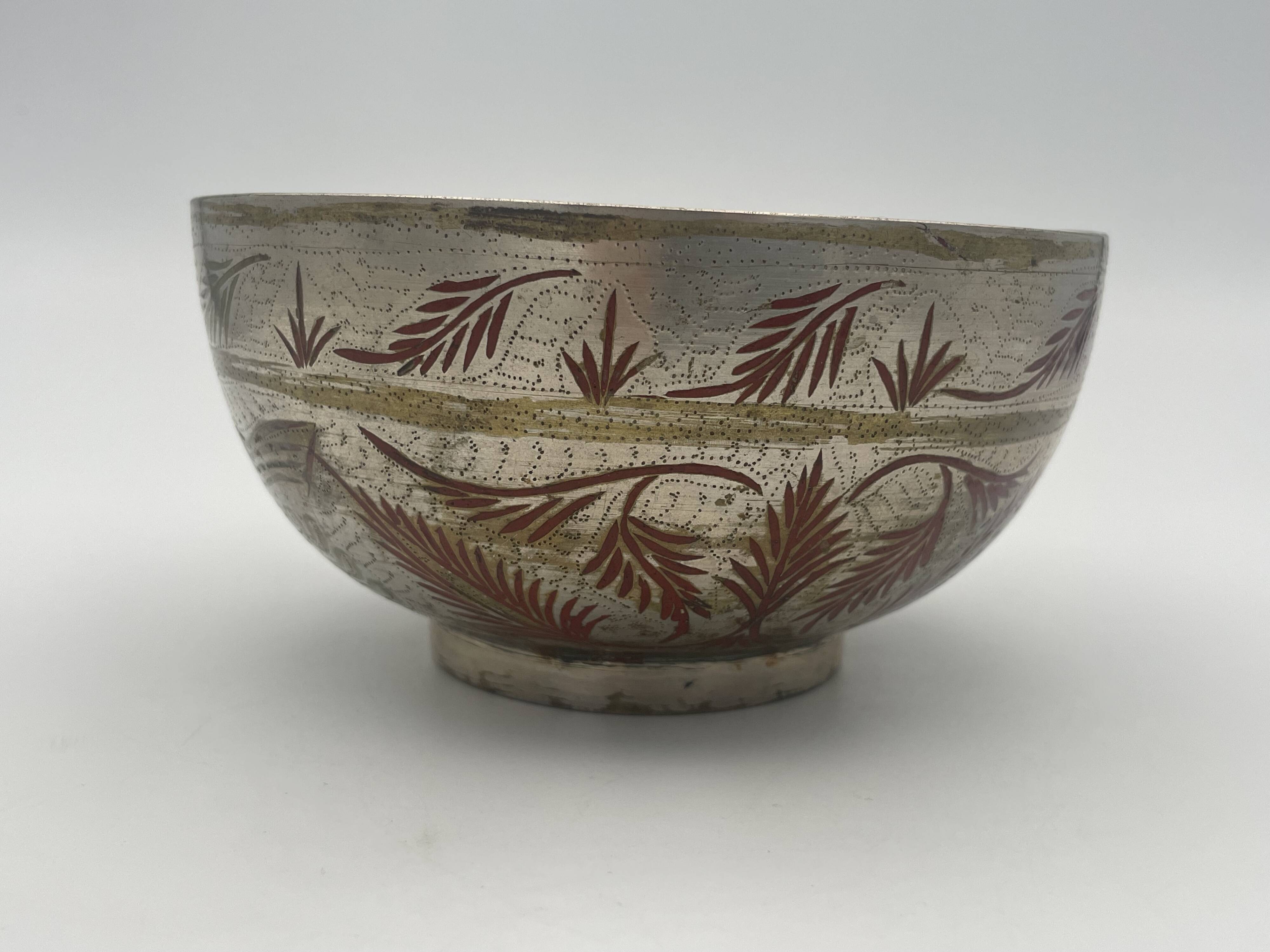 Antique ISLAMIC BOWL in tinned BRASS with engraved decoration and colored patterns