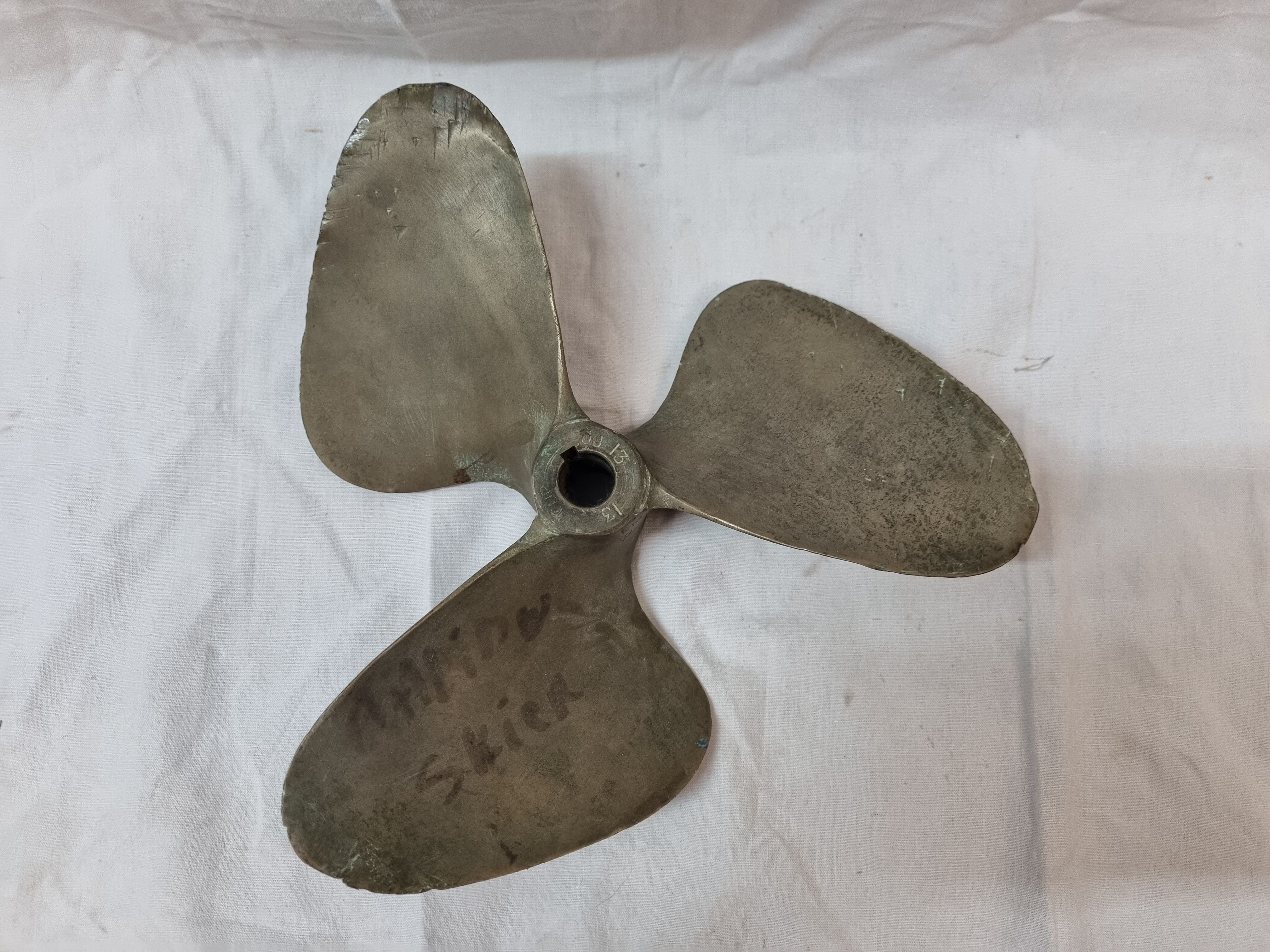Johnson bronze boat propeller