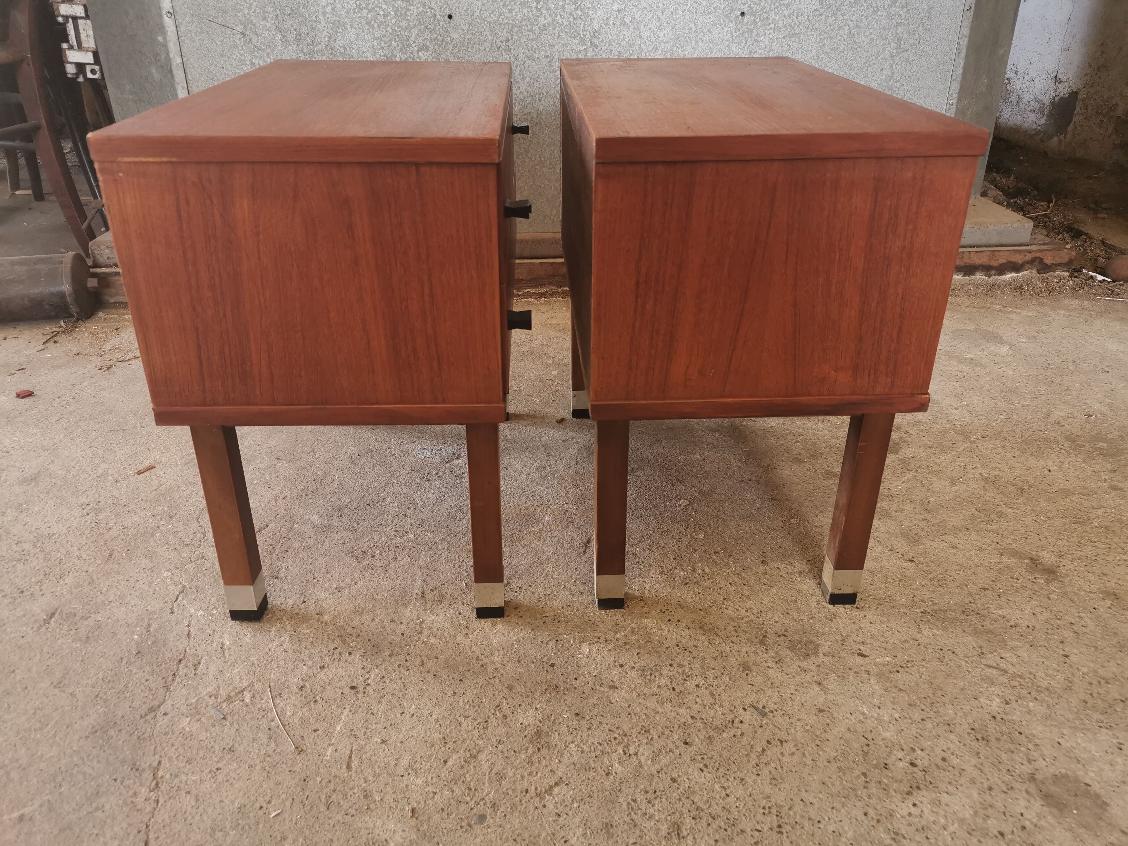 Paire de chevets vintage