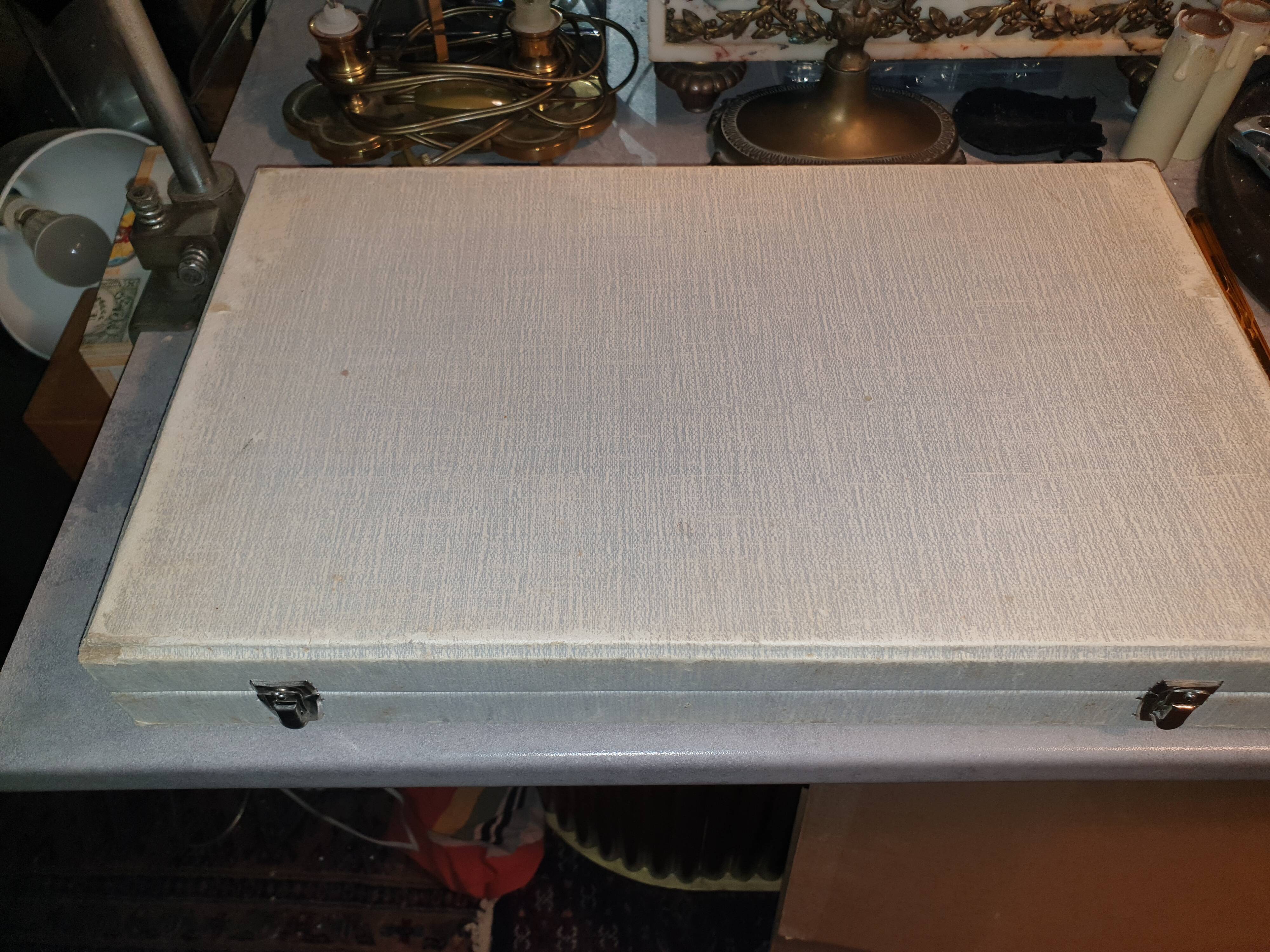 Fish service letang remy Paris