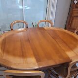 Louis Pjilippe cherry round table with 2 extensions