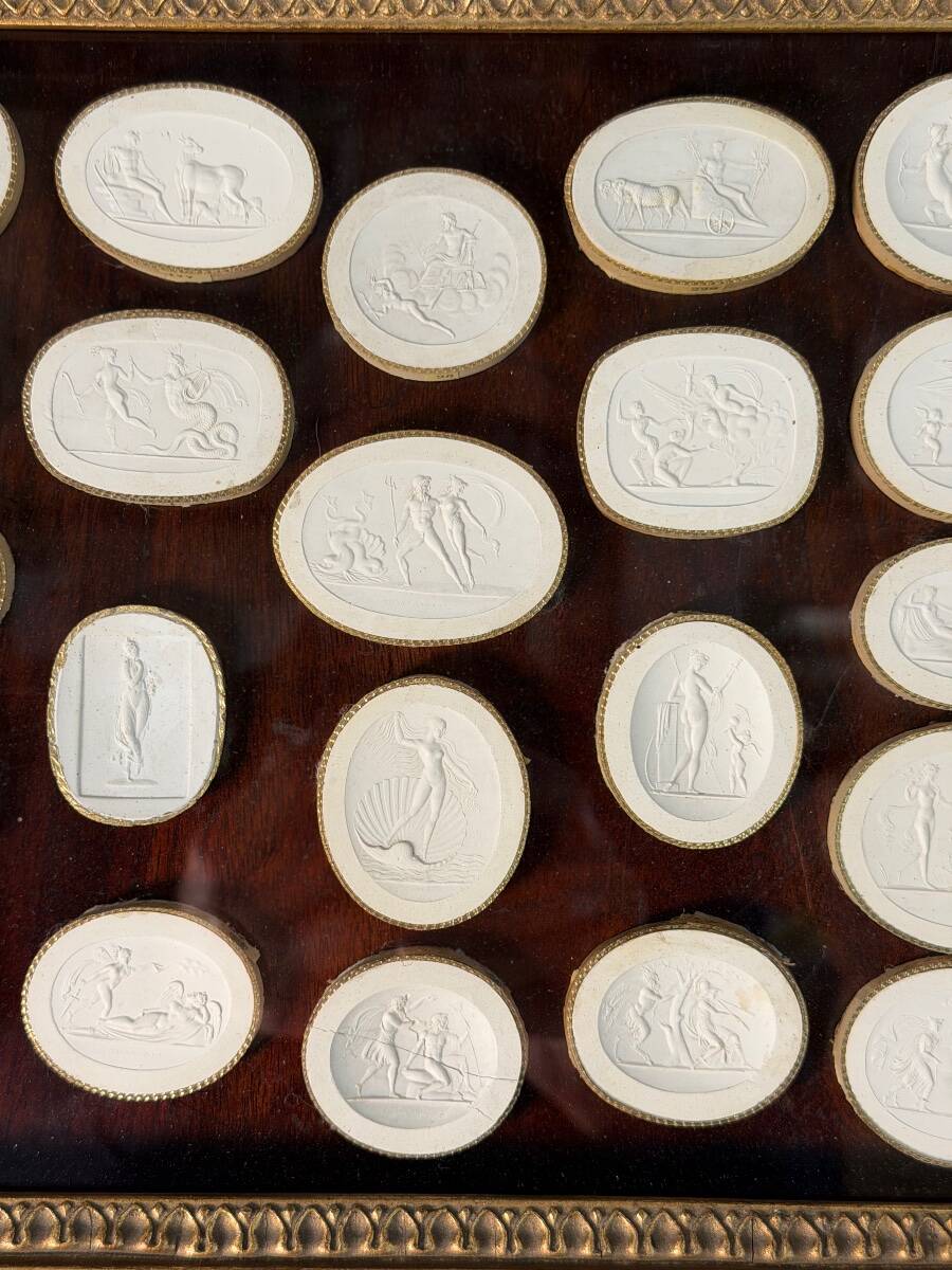 Collection of intaglio casts, souvenir of the Grand Tour, workshop of P. Paoletti, circa 1820.