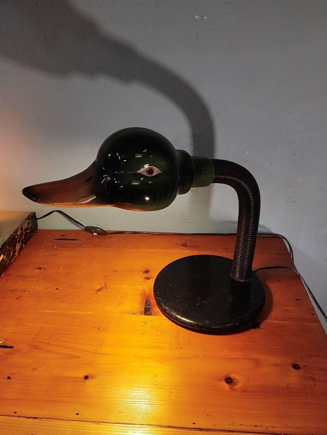 Ceramic duck lamp