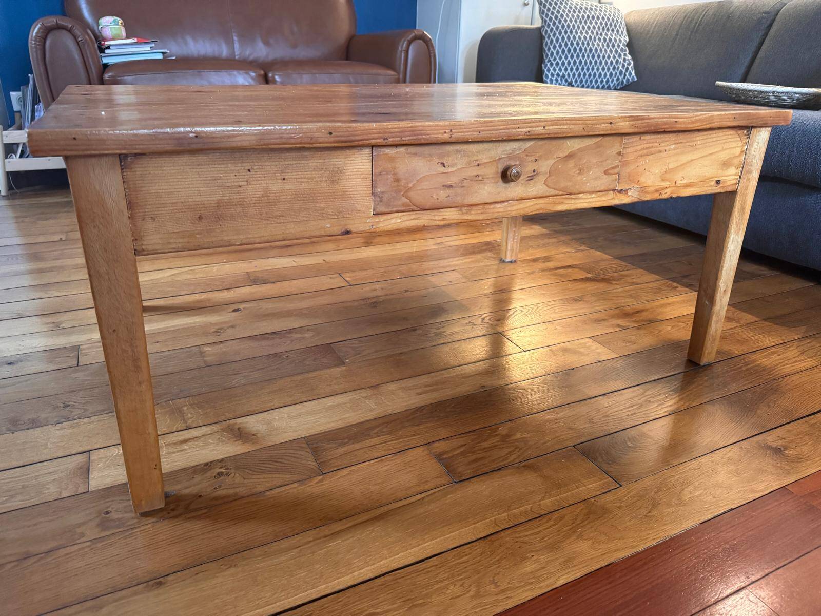 Farmhouse style coffee table