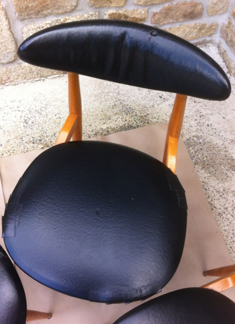 Baumann suite of 6 vintage chairs model Unicorn