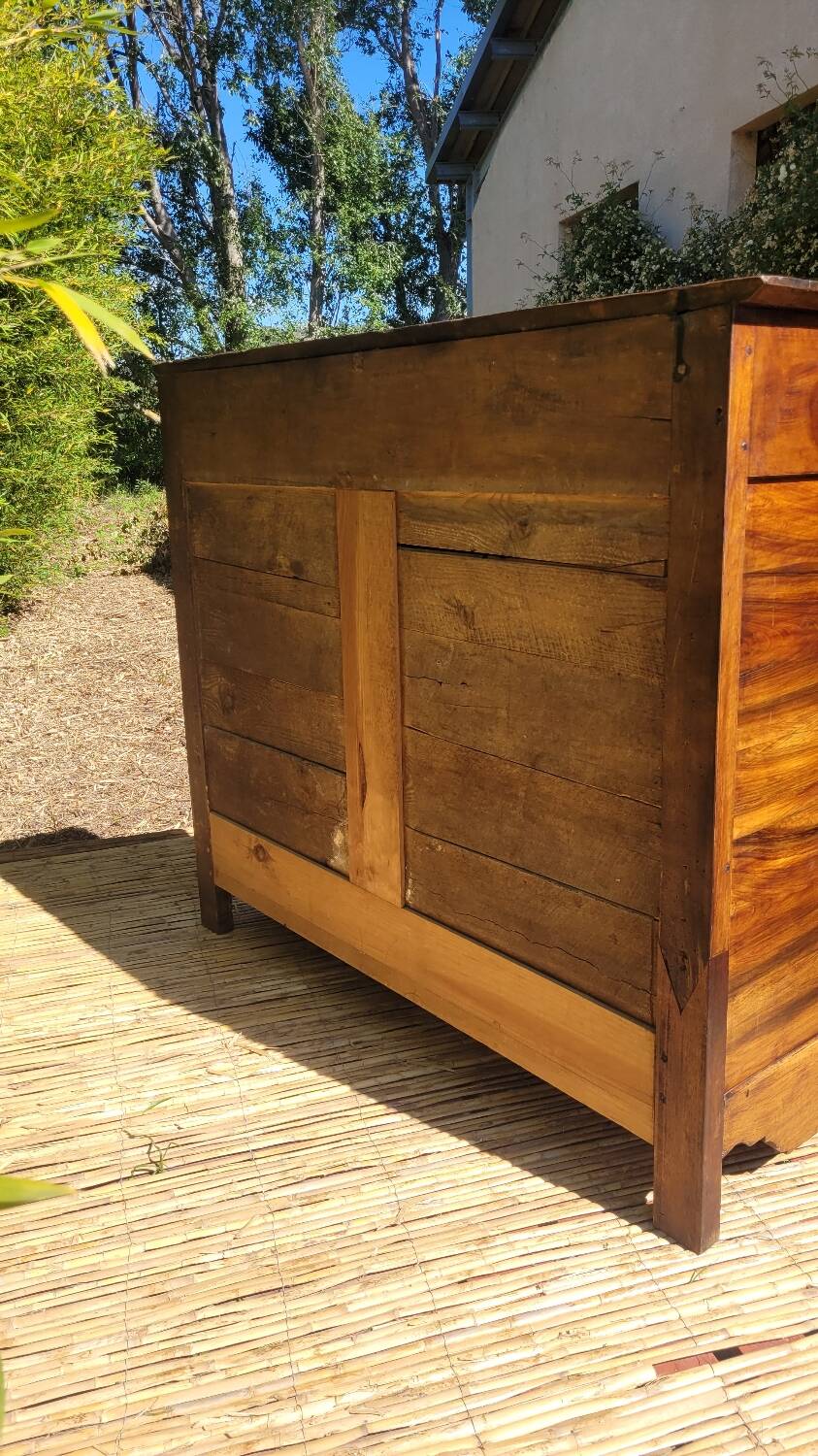 Large Louis XV country sideboard in walnut