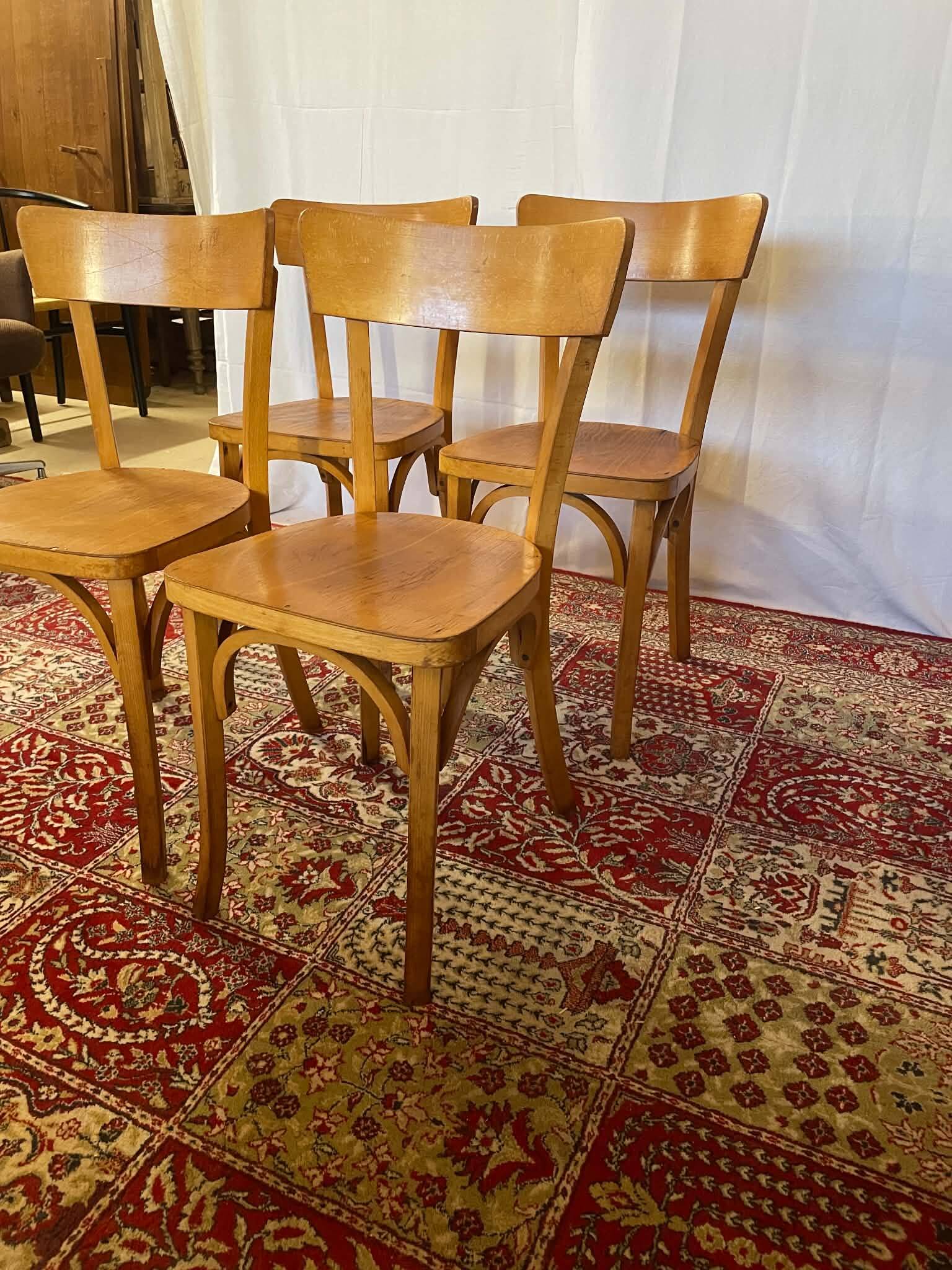 Set of 4 vintage wooden bistro chairs – Baumann style