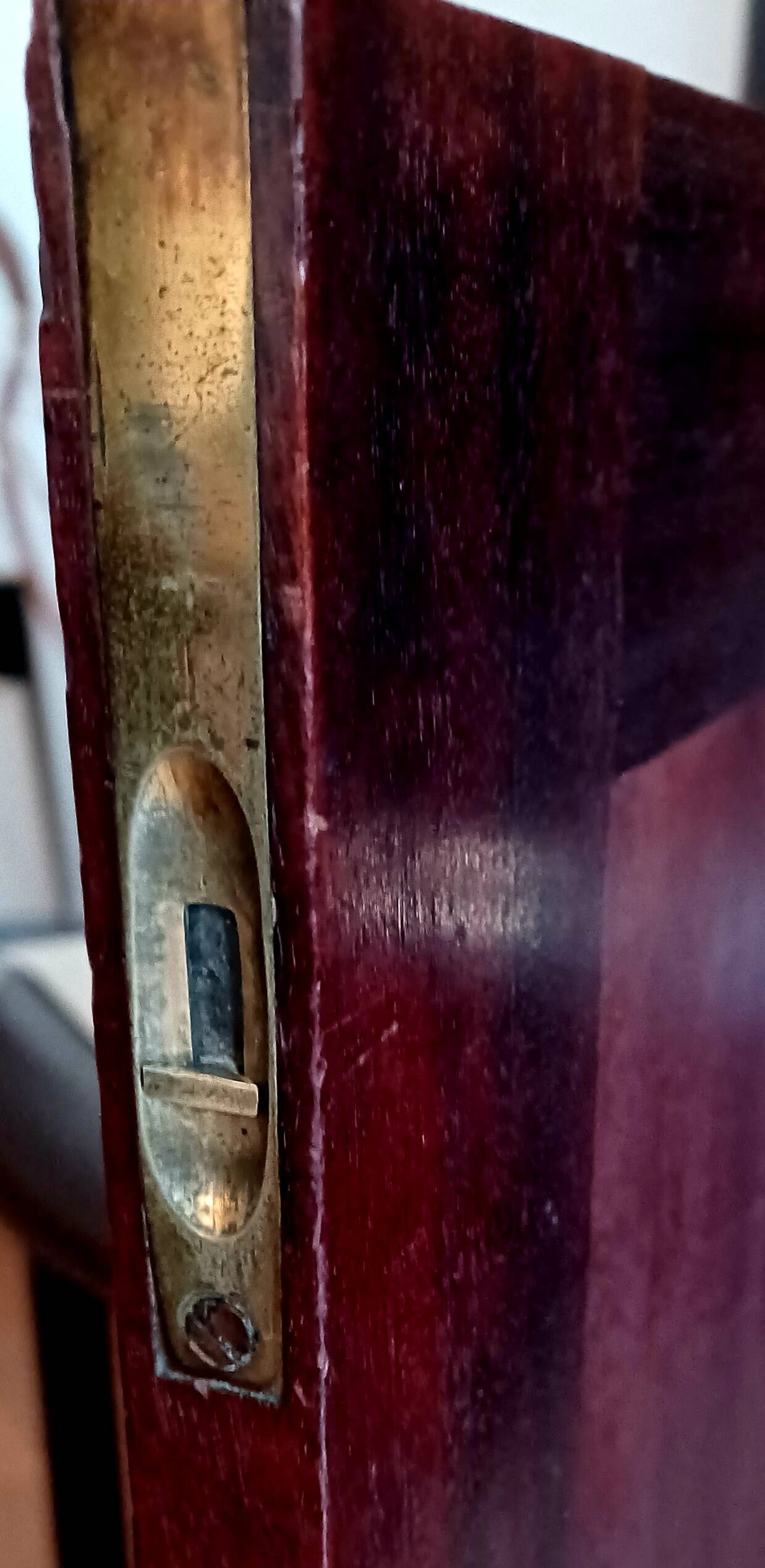 English style 2-door mahogany sideboard