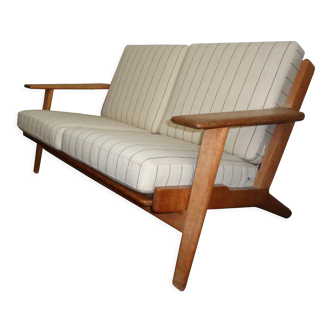 Two-seater sofa by Hans J. Wegner