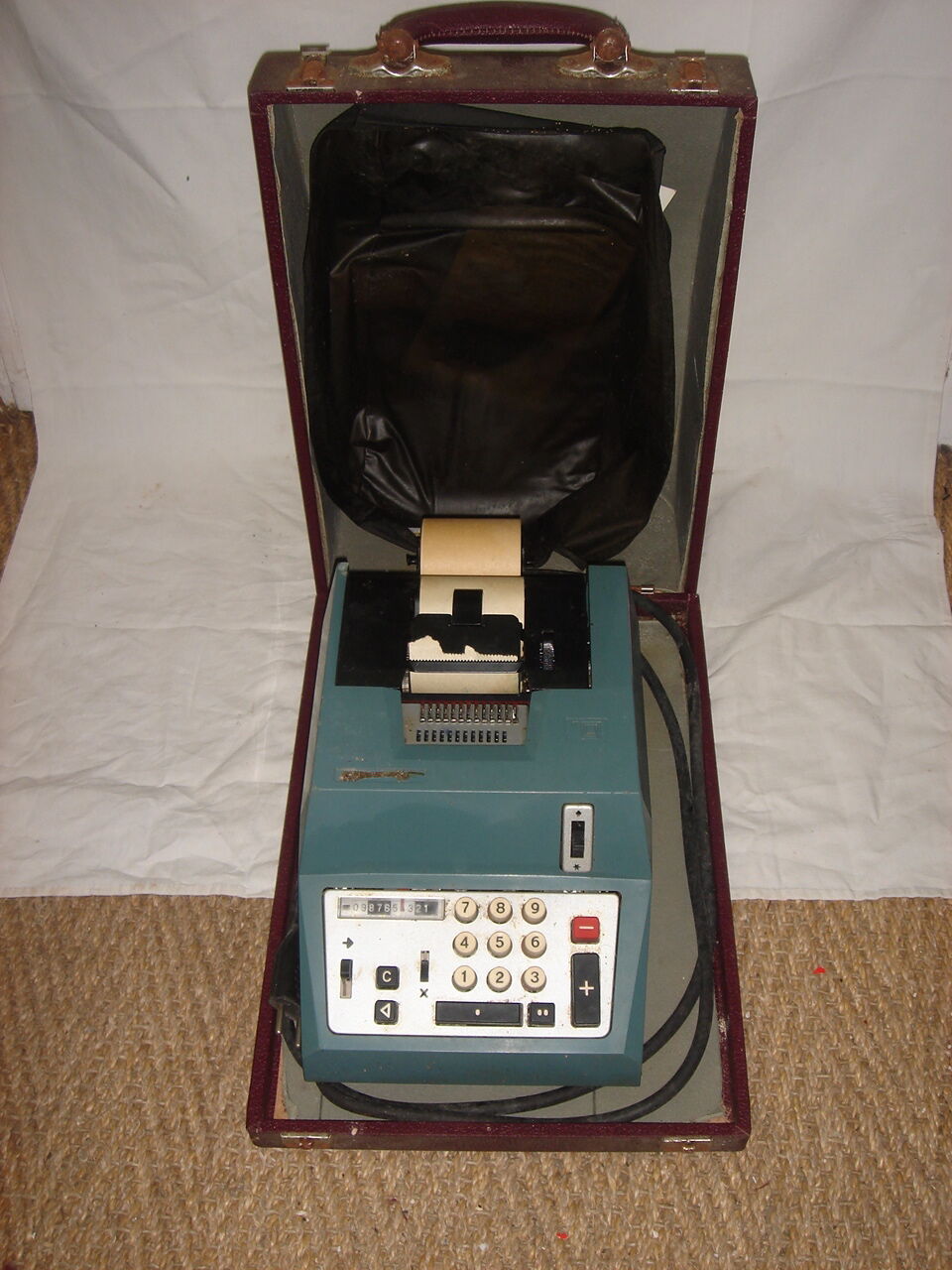 1950/60 vintage calculator