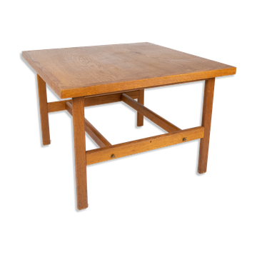 Coffee table in soap treated oak designed by Hans J. Wegner from the 1960s.