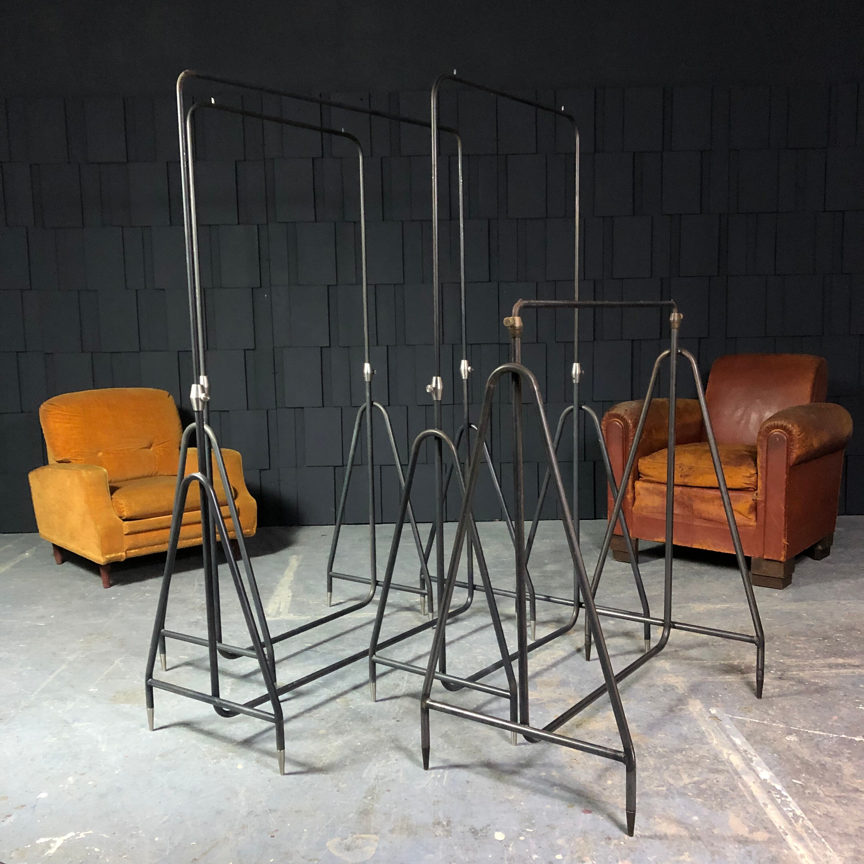 Set of 4 racks with metal clothing
