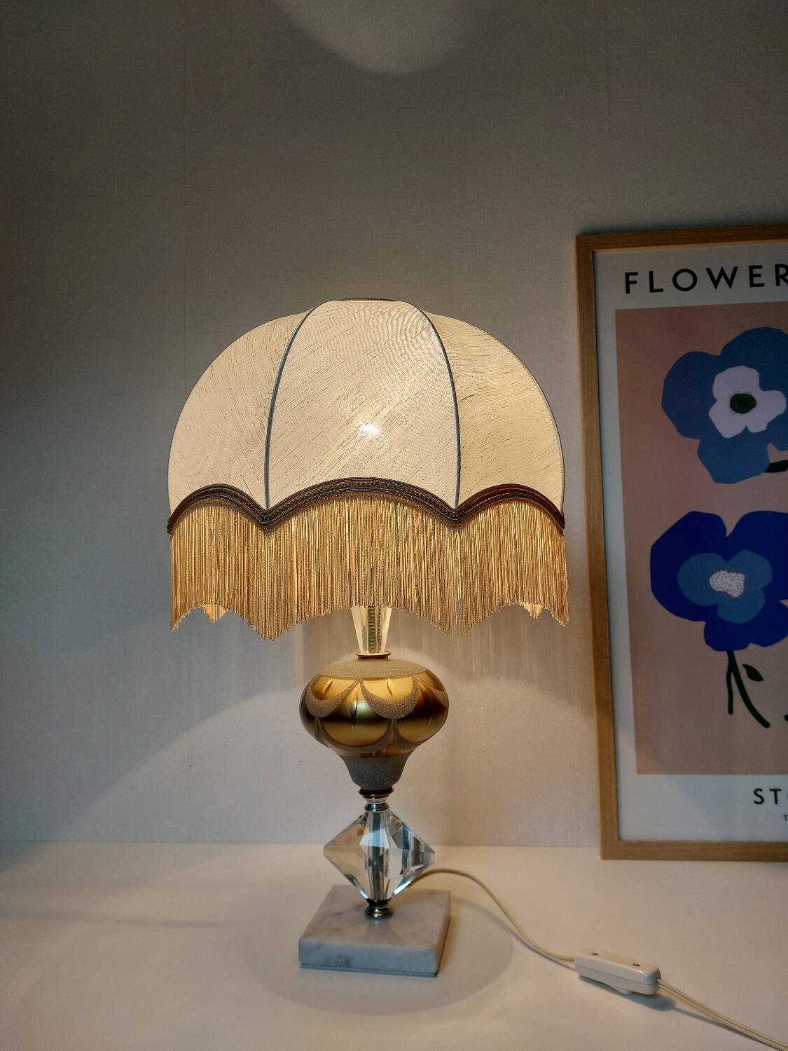 Lampe cristal taillé à la main et marbre blanc 57 cm