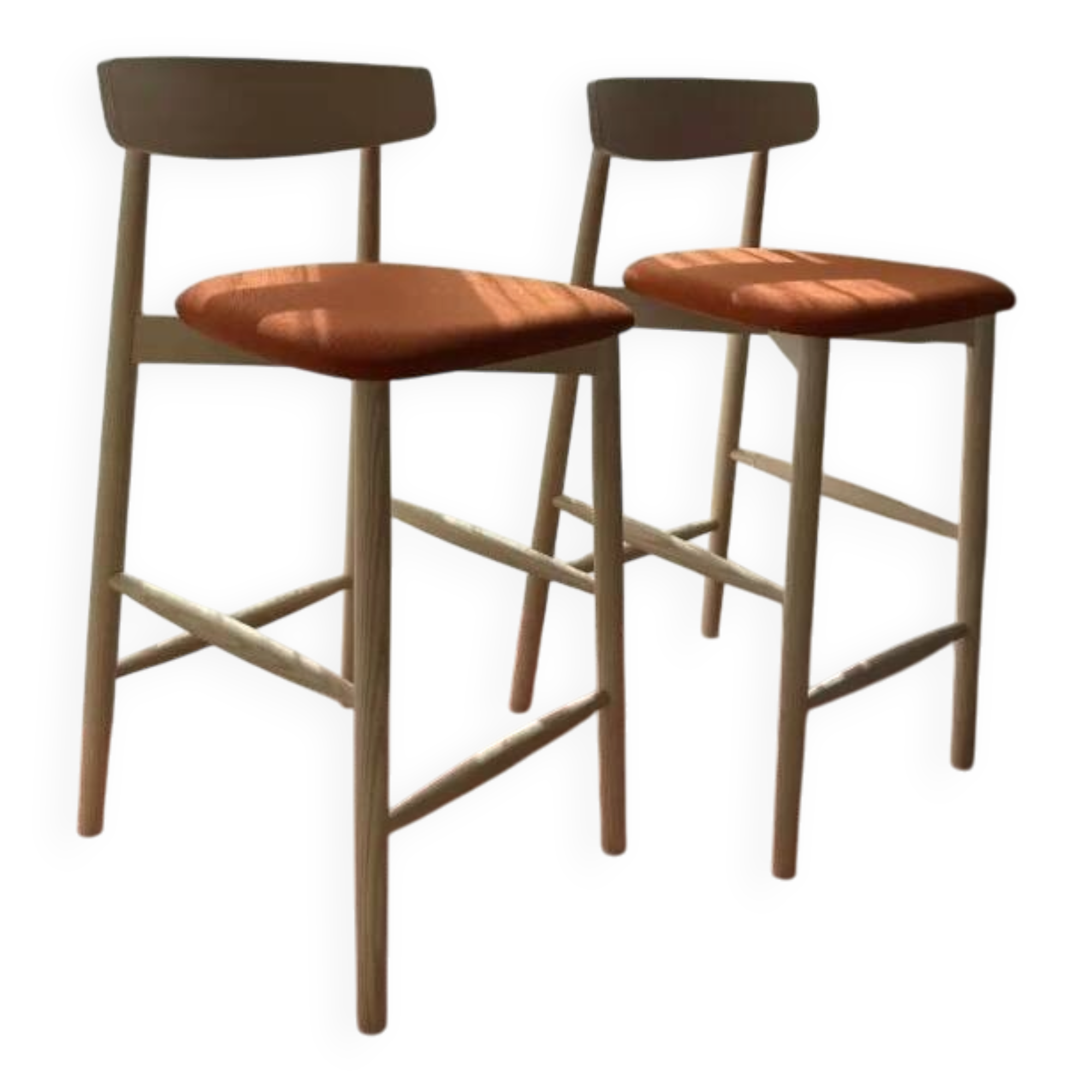 Miniforms - set of 2 high chairs in wood and "claretta" fabric by Miniforms.