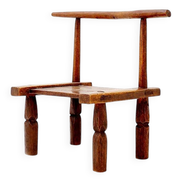 Traditional African hand-carved 'Baoulé' chair, 1920s