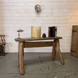 Brutalist Console