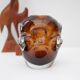 Vase en cristal fait main de forme biomorphe de style mid-century modern en ambre et marron, attribué à Börne Augustsson pour Åseda, Suède.