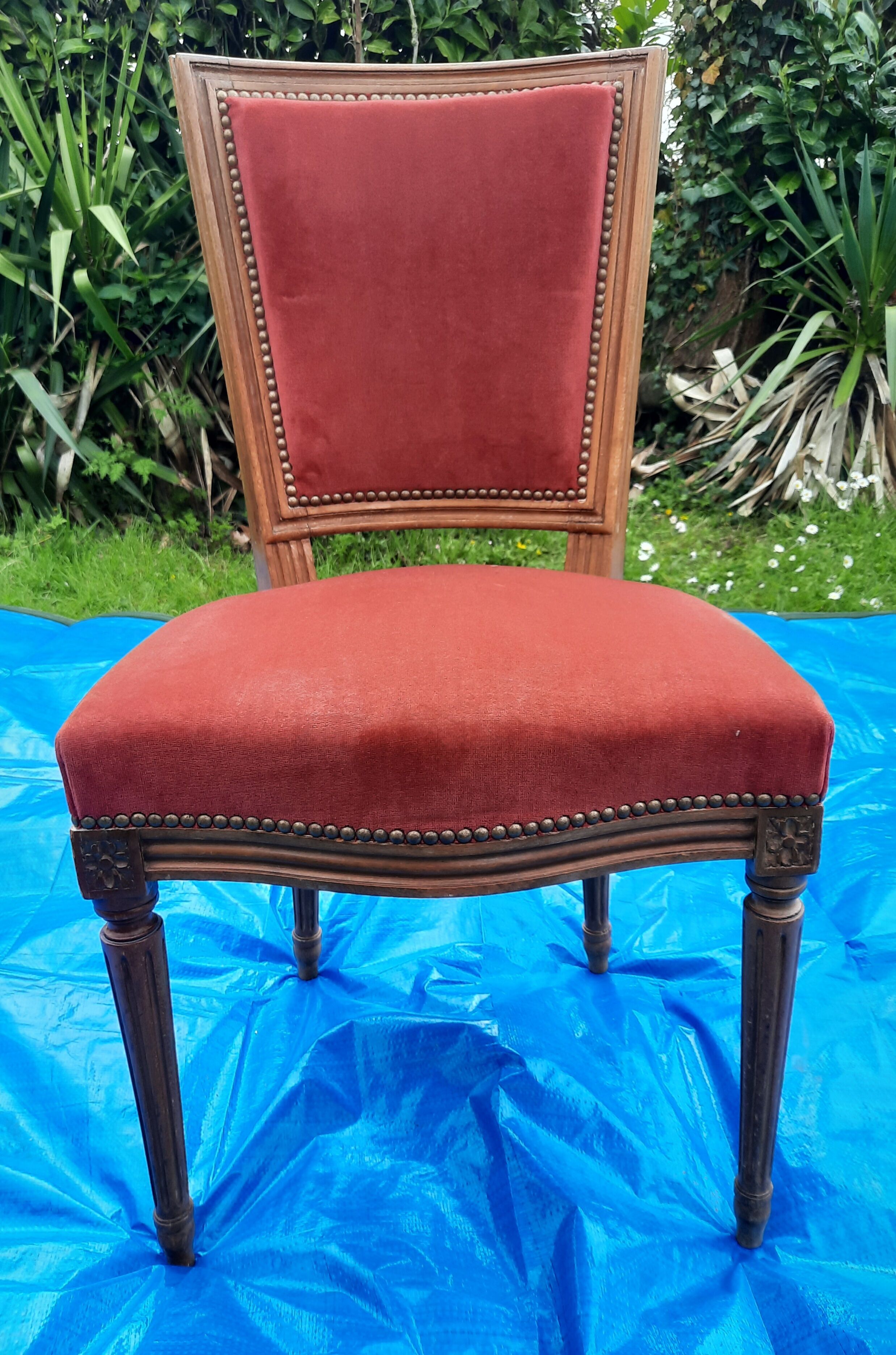 Chaise de style Louis XVI