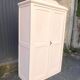 Petite armoire parisienne rose poudrée
