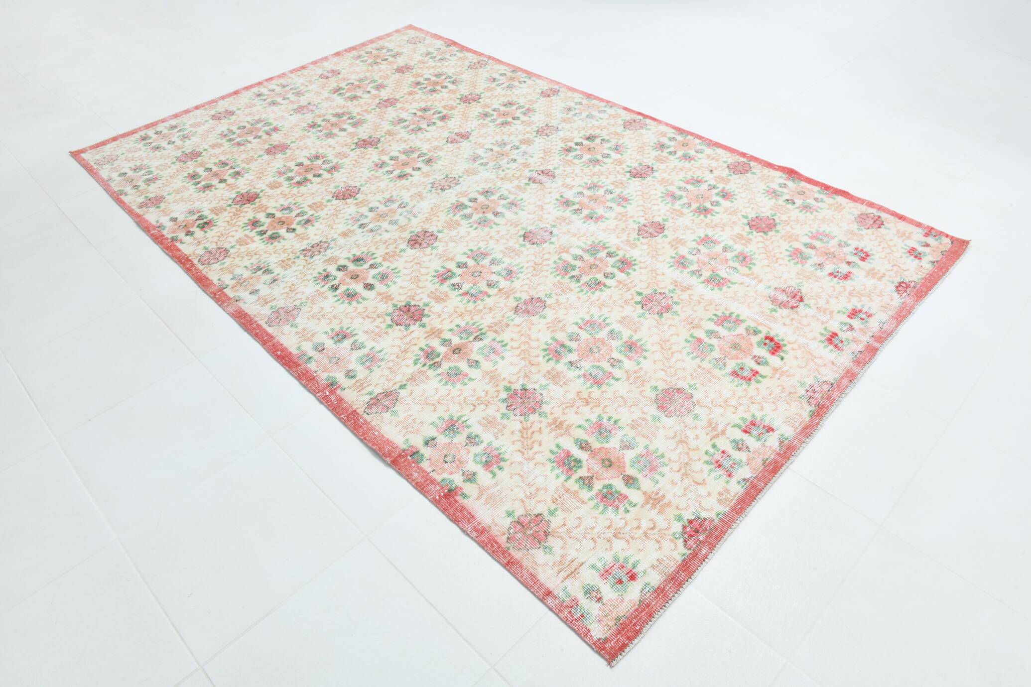6x10 Vintage Beige & Powder Pink Floral Handmade Vintage Rug, 186x295 Cm