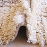Contemporary Berber Rug - 398 x 282 cm