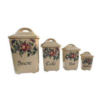 Spice pots