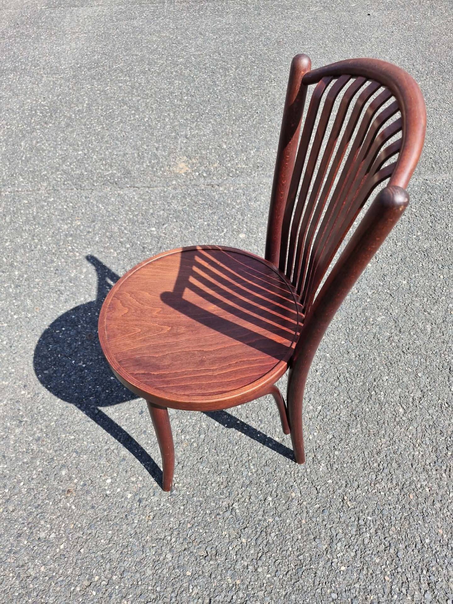 Lot de 36 chaises de bistrot
