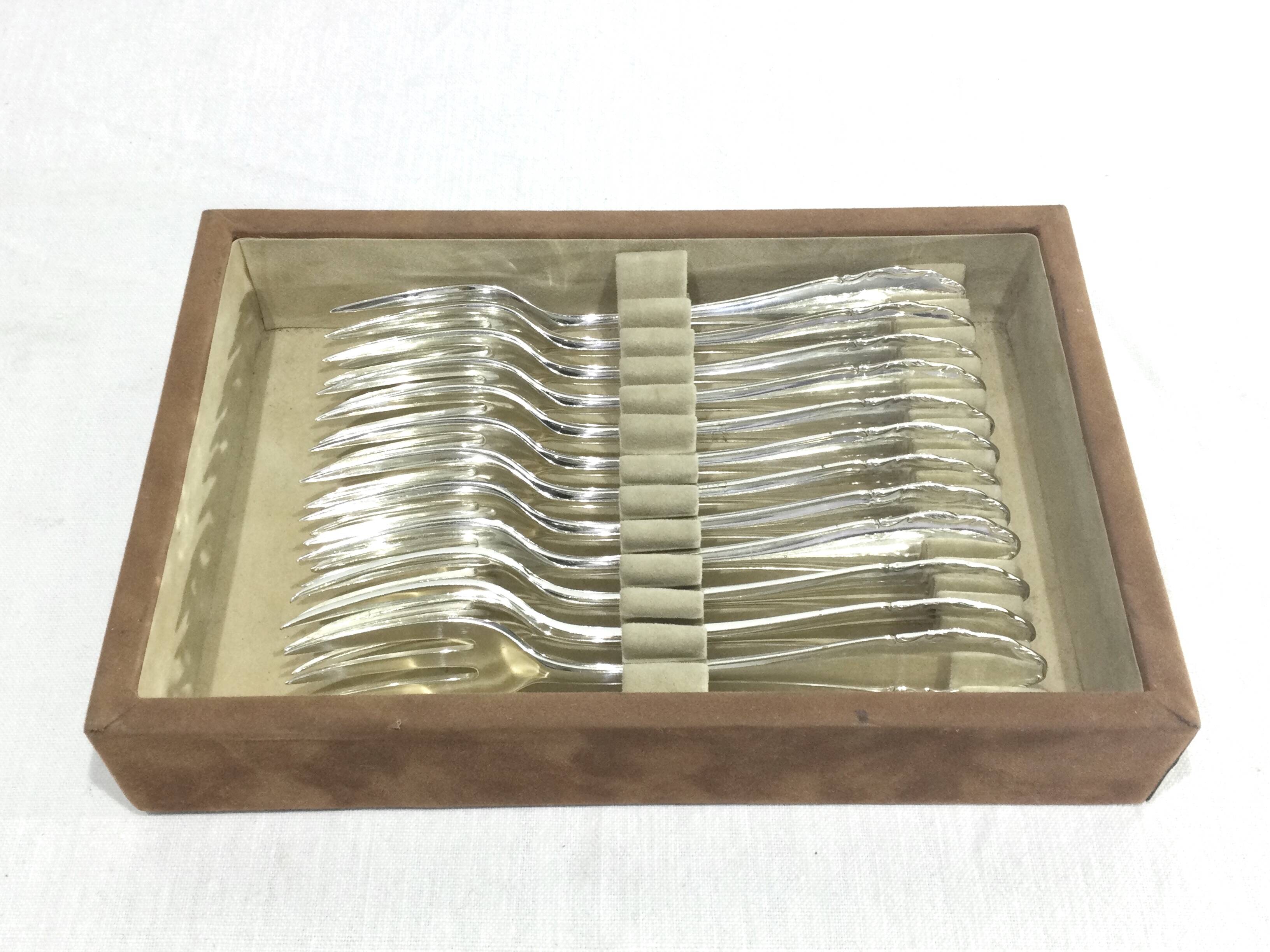 WMF – 12 silver-plated cake forks