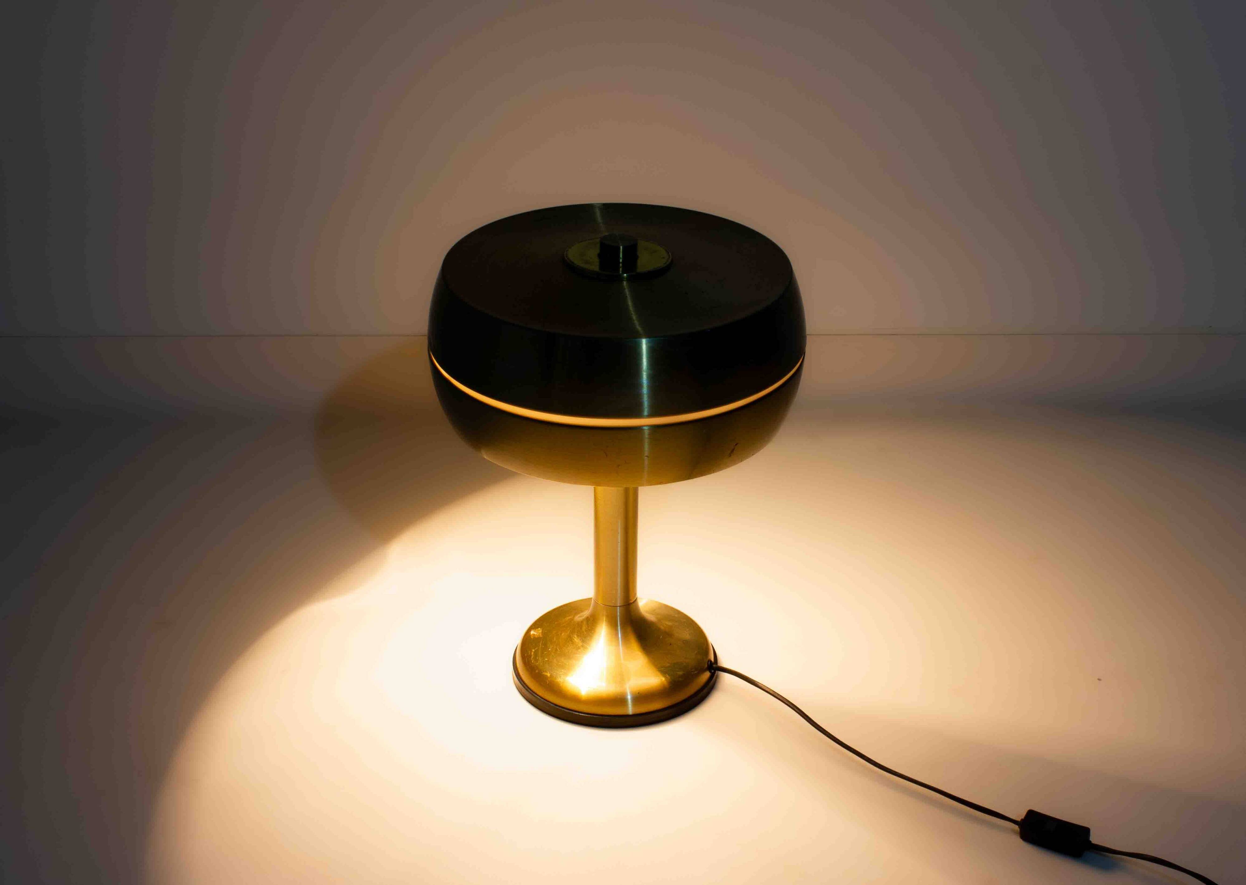 Italian brass table desk lamp with sculptural base and glowing band, 1960s